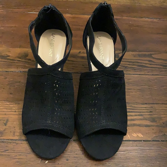 Faux suede Lane Bryant shoes - Picture 2 of 4